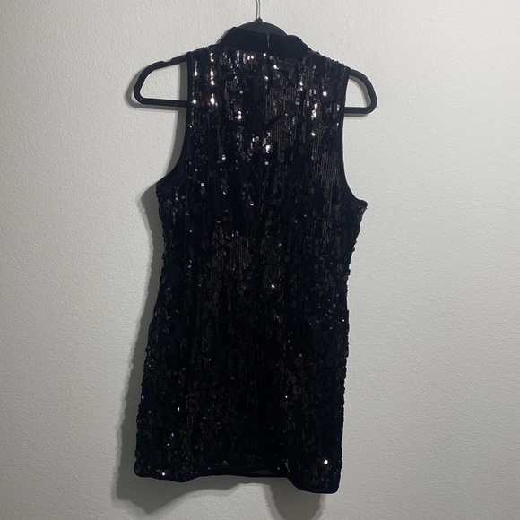 Forever 21 Contemporary black sequin and velvet dress - Picture 6 of 6